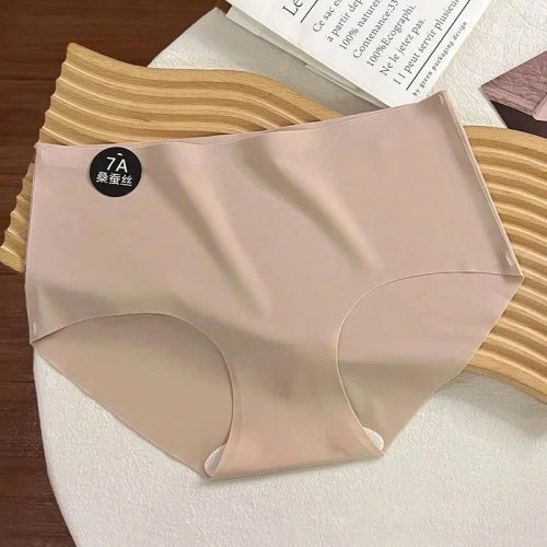 Quần lót nữ su lạnh không viền tàng hình